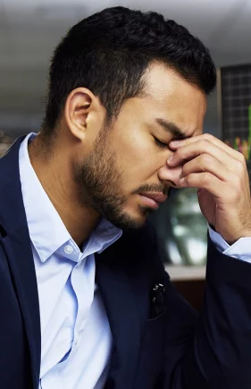 businessman-with-depression-analysing-the-stock-ma-2026-01-09-11-09-48-utc